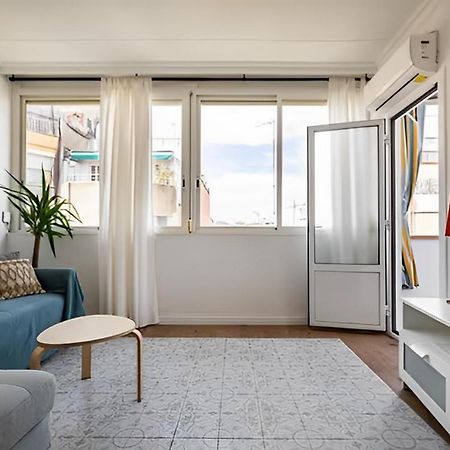 Terrace Apartment ซานต์อาเตรียเดเบซอซ ภายนอก รูปภาพ