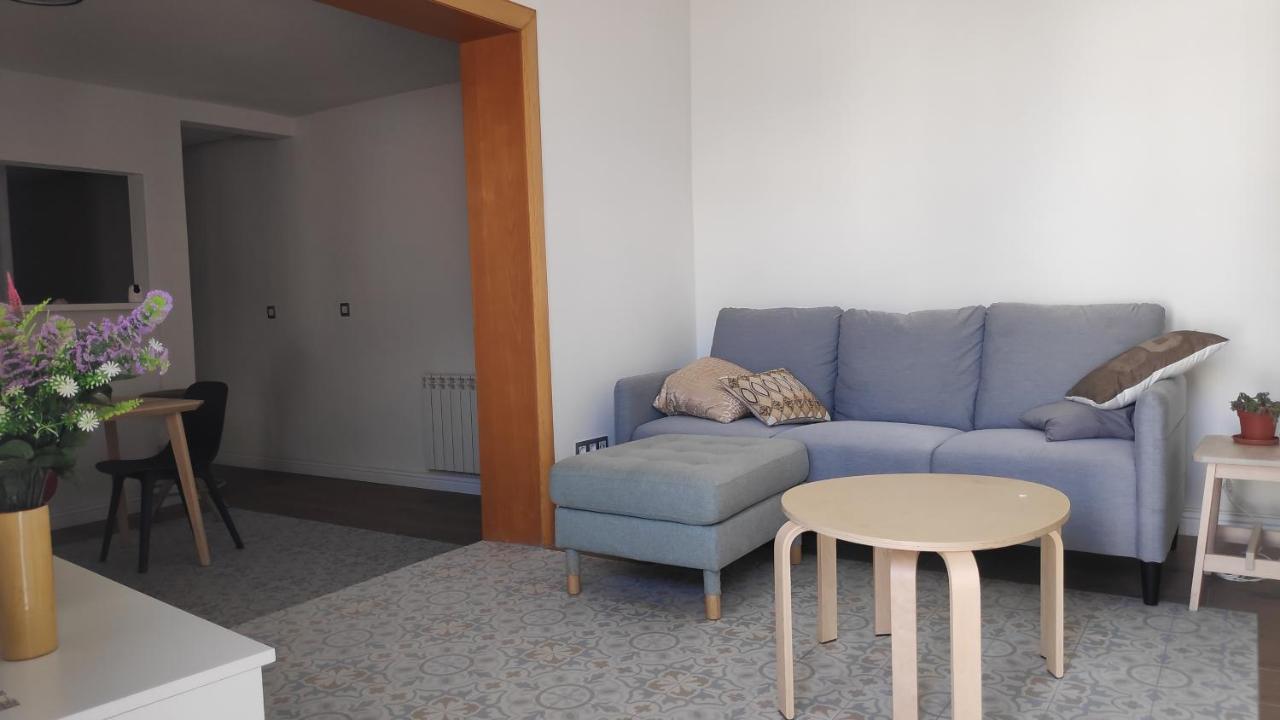 Terrace Apartment ซานต์อาเตรียเดเบซอซ ภายนอก รูปภาพ
